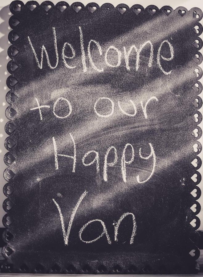 Happy Van Скарборо Экстерьер фото